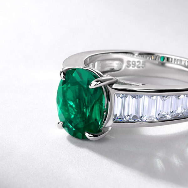 Dove Egg Emerald or Ruby Ring — Luxe Vintage